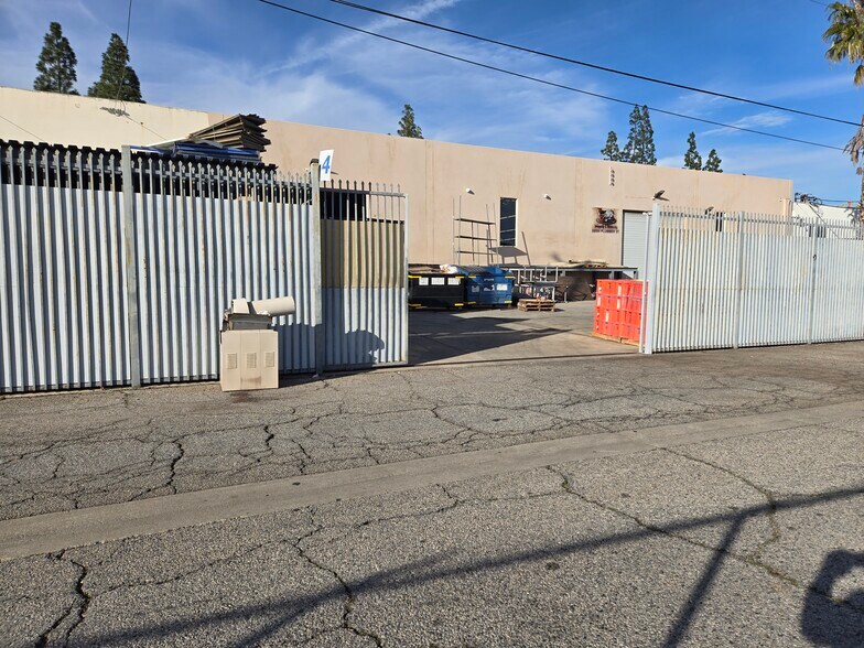 More Photos Of 20554 Plummer St, Chatsworth Manufacturing For Lease