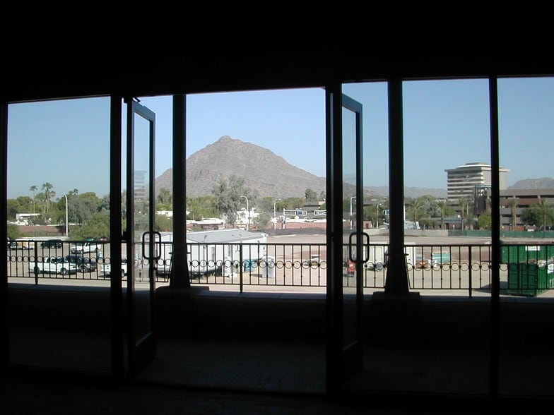 More Photos Of 7114 E Stetson Dr, Scottsdale Loft Creative Space For Lease