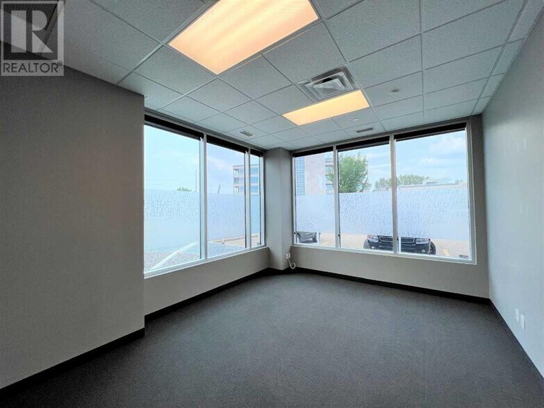 More Photos Of 5002 55th St, Red Deer Office For Lease