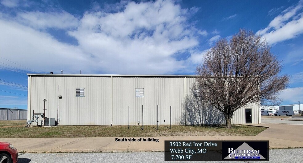 Primary Photo Of 3502 Red Iron Dr, Webb City Warehouse For Sale