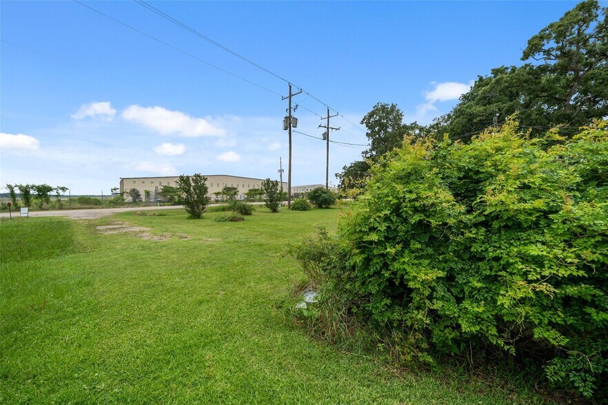 More Photos Of 10183 FM 1484 Rd, Conroe Land For Sale