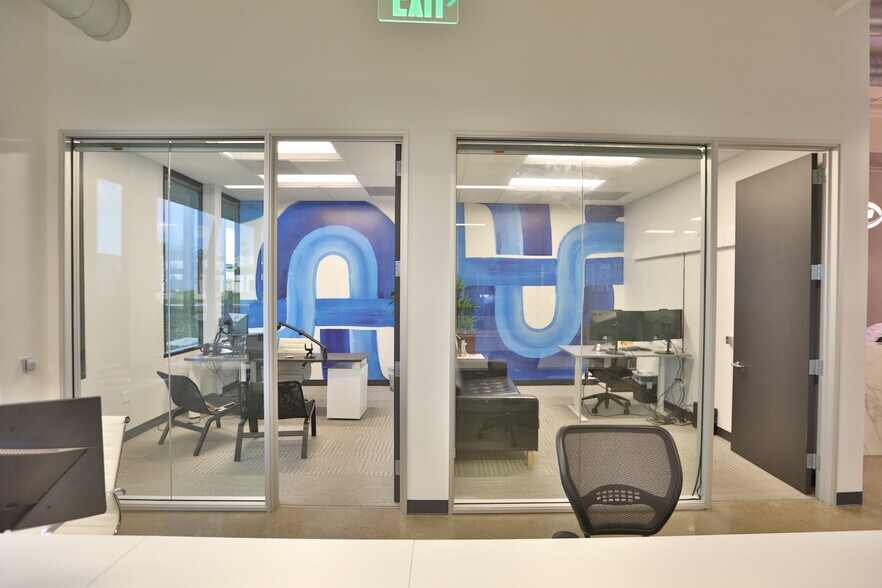 More Photos Of 19762 MacArthur Blvd, Irvine Loft Creative Space For Lease