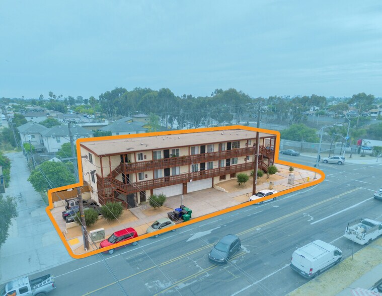 Primary Photo Of 4065 Wightman St, San Diego Apartments For Sale