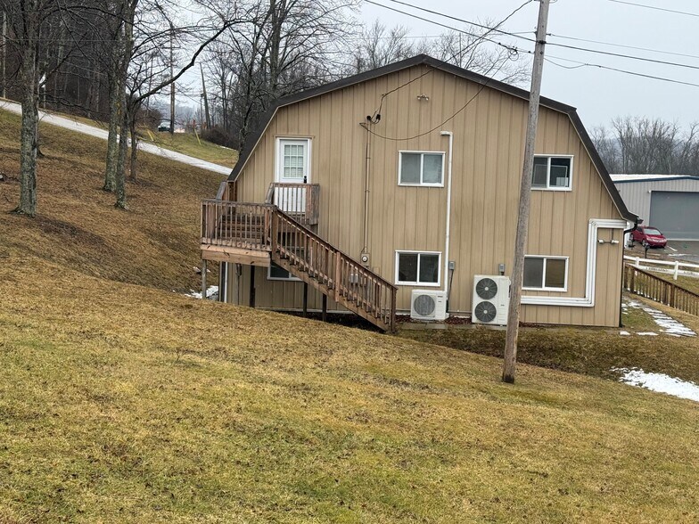 More Photos Of 720 Masonic Dr, Bridgeport Office Residential For Sale