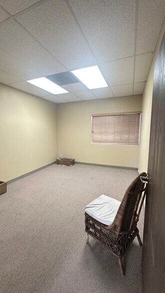 More Photos Of 8242 W 3rd St, Los Angeles Office For Lease