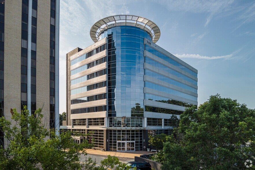 Primary Photo Of 7619 Little River Tpke, Annandale Office For Lease