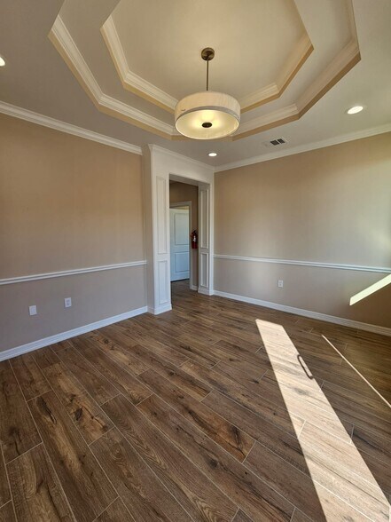 More Photos Of 7070 Knights Ct, Missouri City Medical For Sale