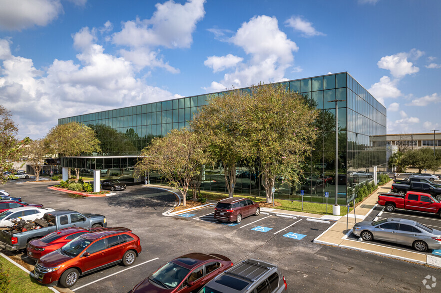 Primary Photo Of 5420 Dashwood Dr, Houston Medical For Lease