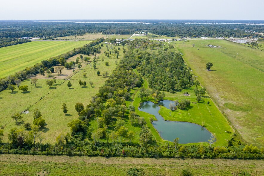 More Photos Of 21224 FM 2100 Rd, Crosby Warehouse For Sale