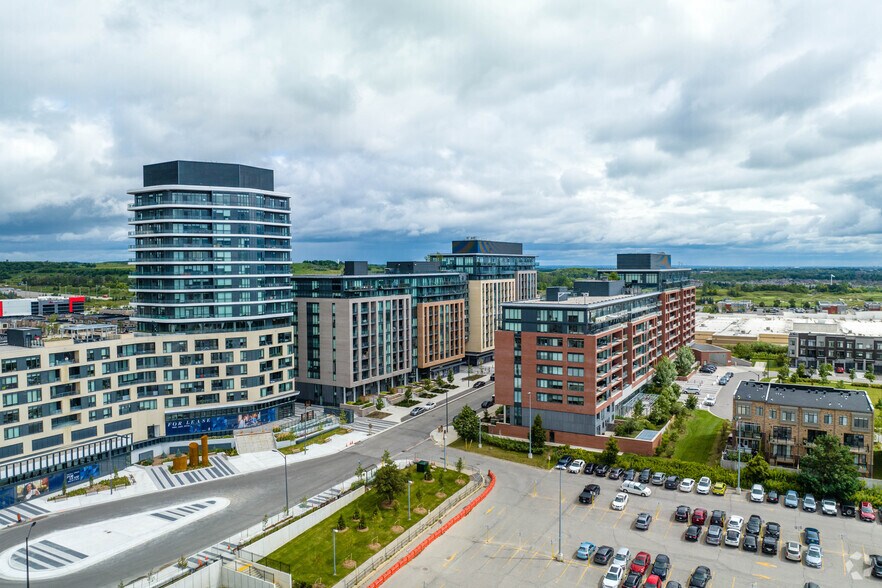 More Photos Of 100 Eagle Rock Way, Vaughan Apartments For Lease