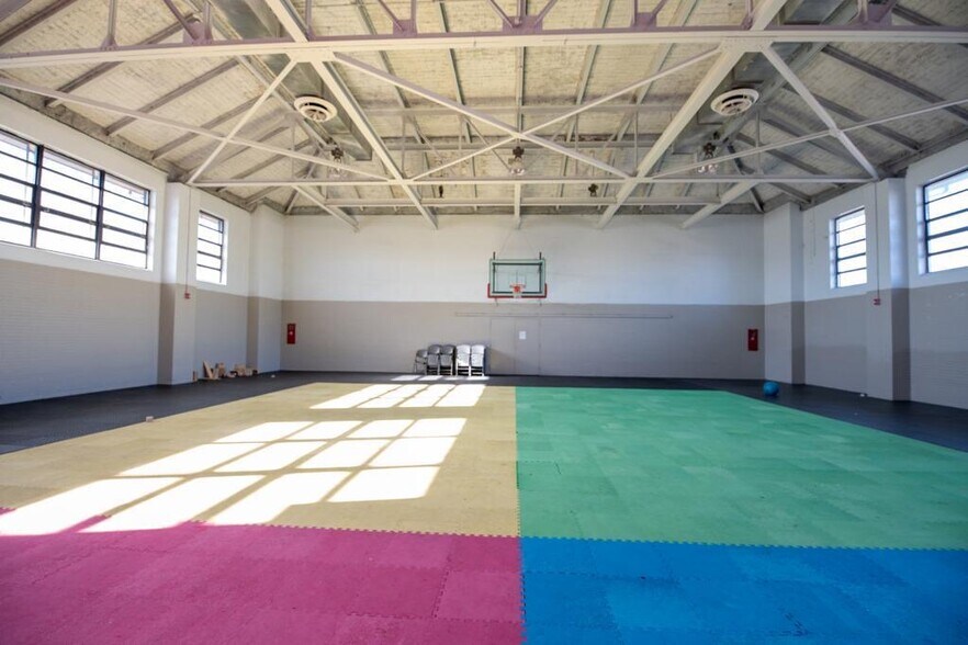 More Photos Of 238 Baltimore Ave, Dayton Daycare Center For Sale