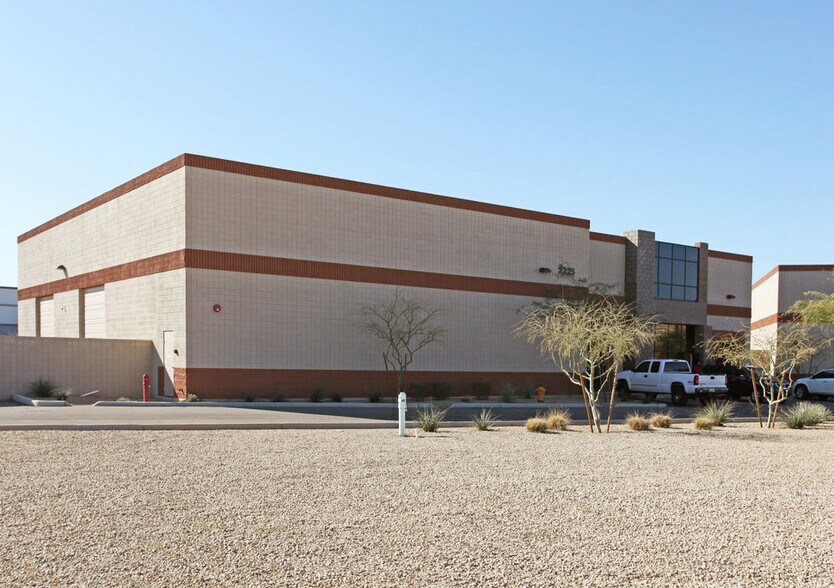 More Photos Of 3225-3245 N Nevada St, Chandler Warehouse For Lease