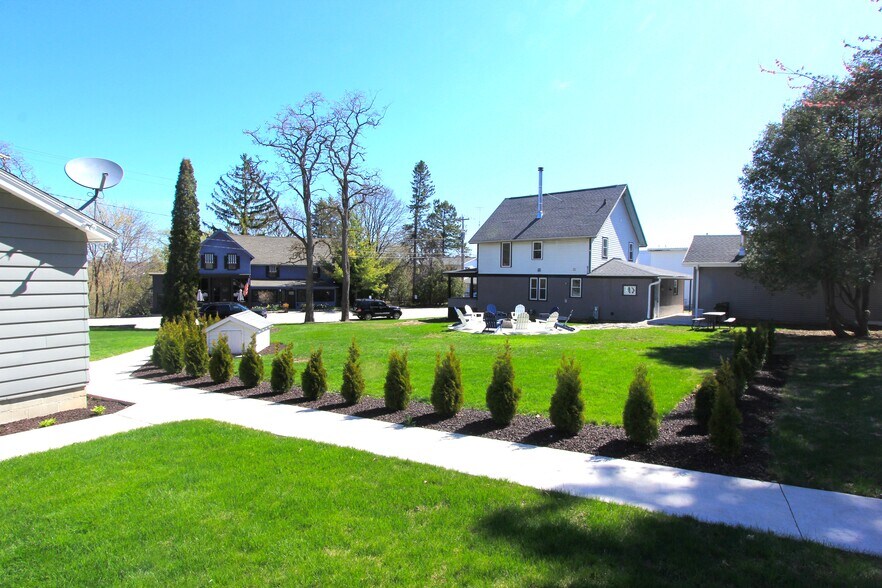 More Photos Of 2375 Maple Dr, Sister Bay Multifamily For Sale