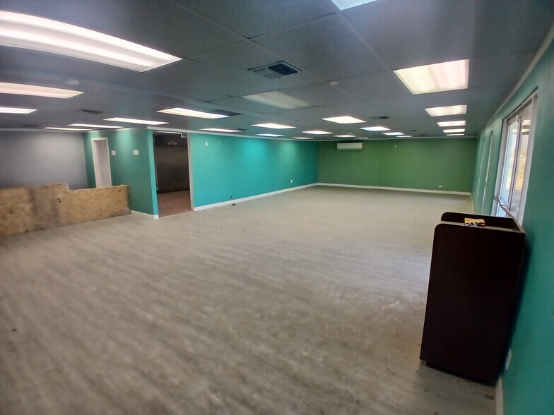 More Photos Of 32733 Highway 18, Lucerne Valley Freestanding For Lease