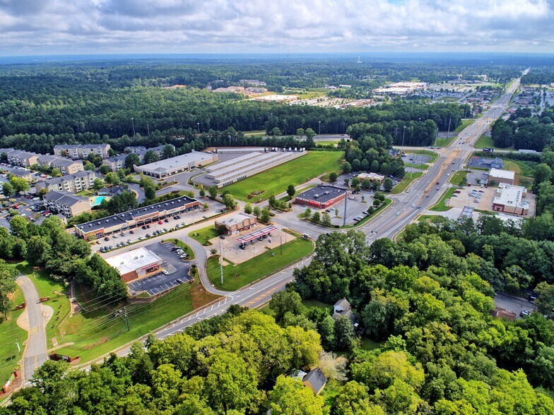 More Photos Of 6443 Zebulon Rd, Macon-Bibb General Retail For Sale