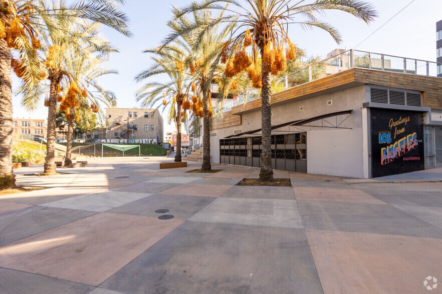 More Photos Of 334 S Main St, Los Angeles Apartments For Lease