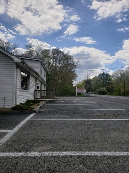 More Photos Of 87 Winthrop St, Rehoboth Storefront Retail Residential For Sale
