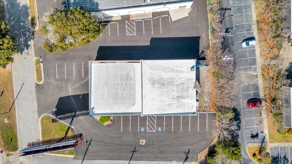 More Photos Of 8890 Abercorn St, Savannah Storefront Retail Office For Sale