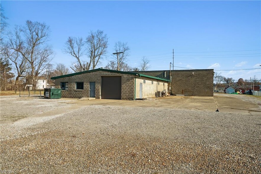 Primary Photo Of 15 Walnut St, Coshocton Warehouse For Sale