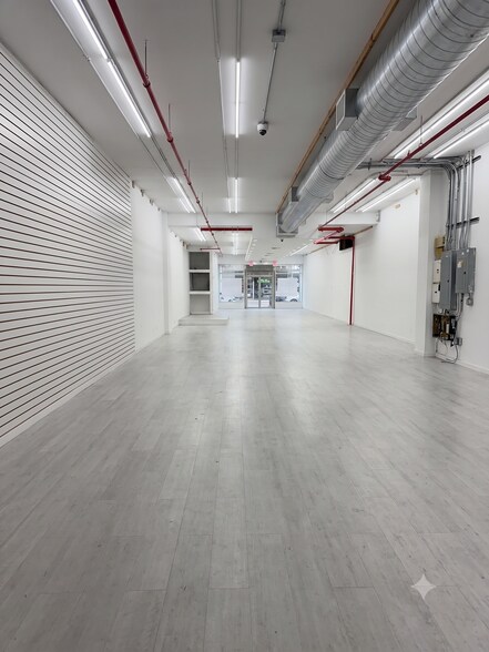 More Photos Of 52 Graham Ave, Brooklyn Storefront Retail Residential For Lease