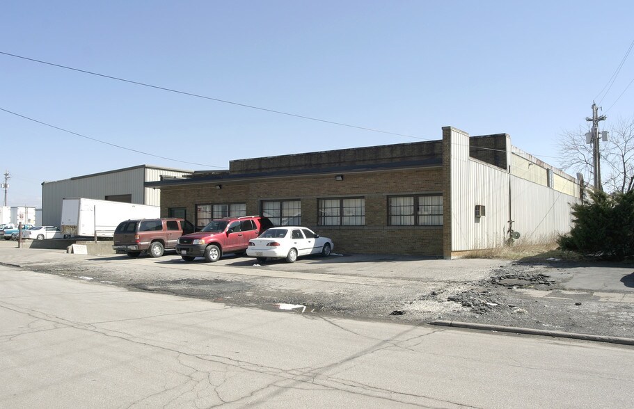 More Photos Of 4810 W 139th St, Cleveland Manufacturing For Sale