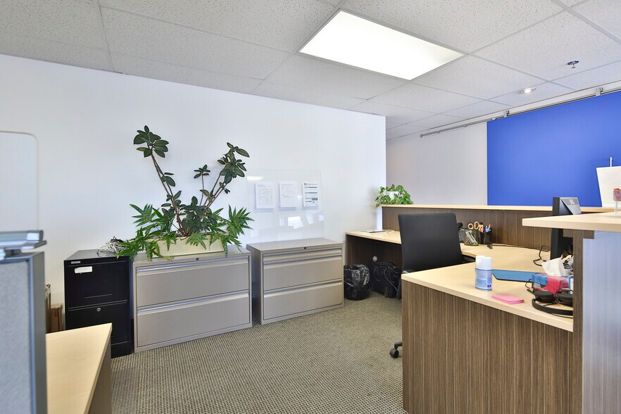 More Photos Of 666 Rue Sherbrooke O, Montréal Office Residential For Lease