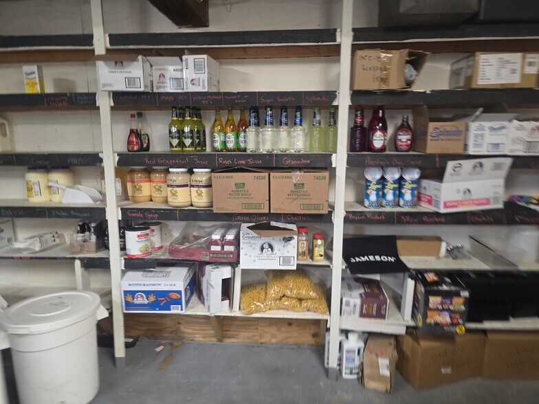 More Photos Of 48 School St, Lincoln Restaurant For Sale