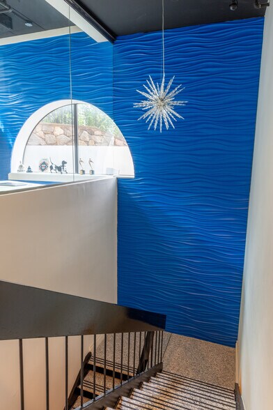 More Photos Of 3145 Mount Vernon Ave, Alexandria Office For Sale