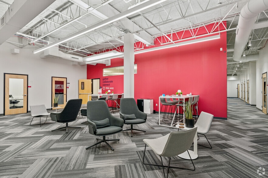 More Photos Of 1230 Macklind Ave, Saint Louis Warehouse For Lease