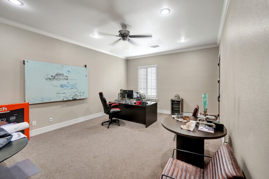 More Photos Of 4313 N County Rd W, Odessa Office For Sale