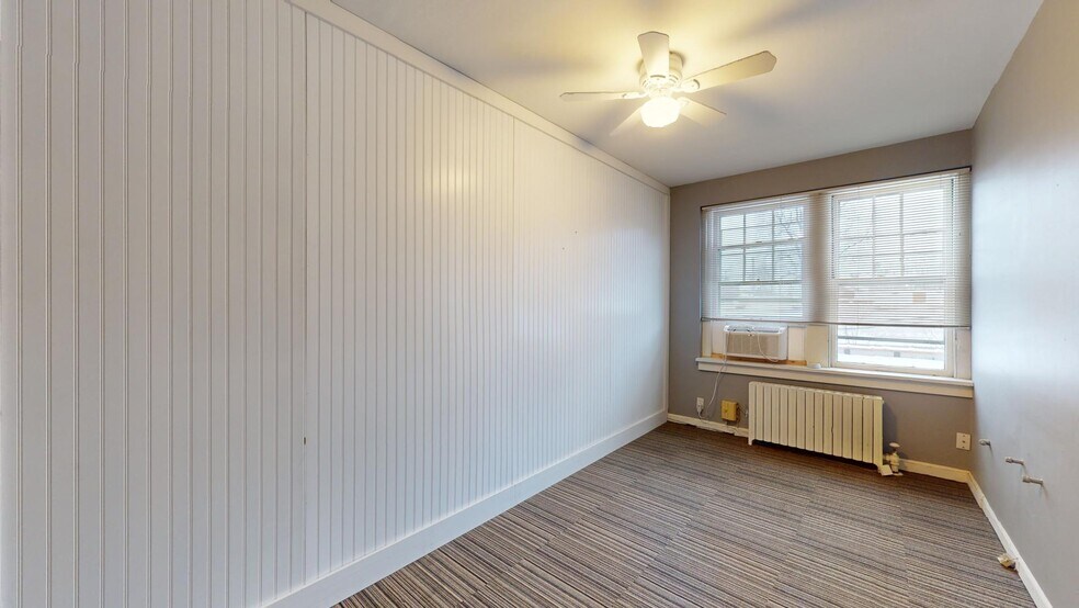 More Photos Of 7905 Big Bend Blvd, Webster Groves Office For Lease