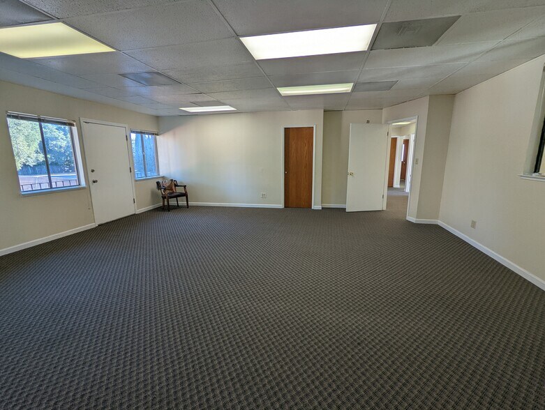 799 Fletcher Ln, Hayward, CA 94544 Office For Sale