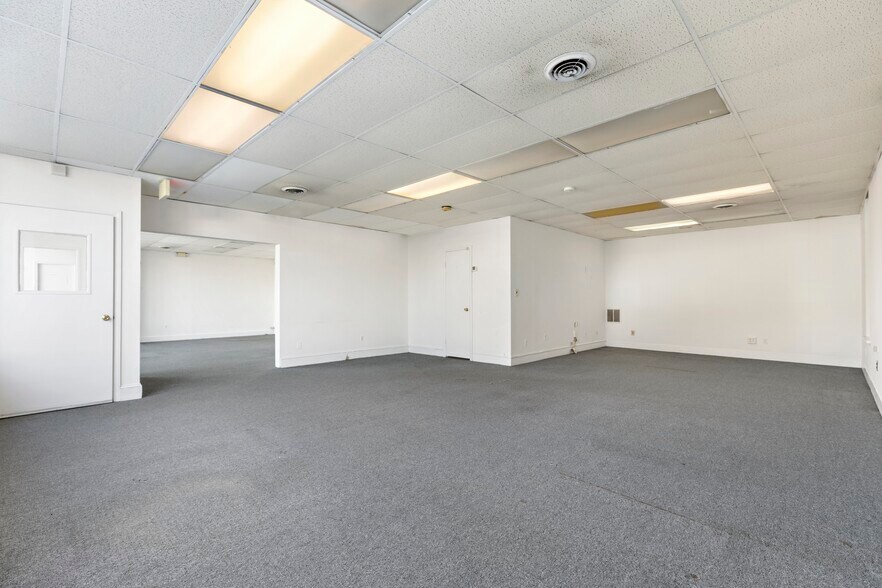 More Photos Of 22 E Westfield Ave, Roselle Park Apartments For Lease