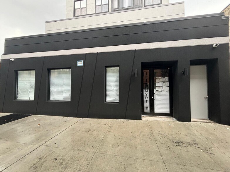 More Photos Of 1317 Myrtle Ave, Brooklyn Showroom For Lease