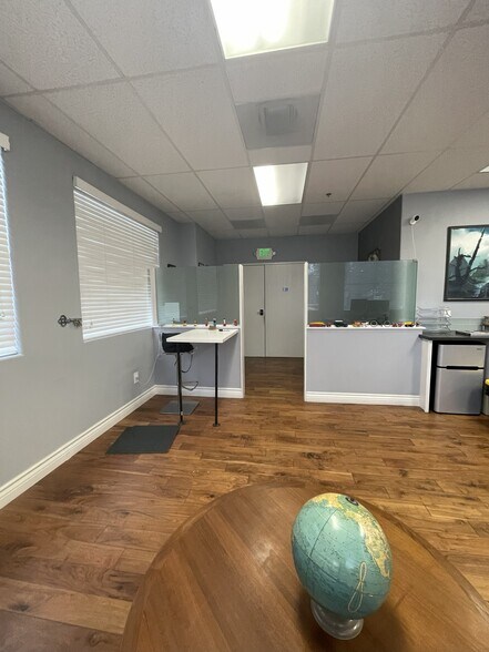 More Photos Of 175 E Wilbur Rd, Thousand Oaks Office For Sale