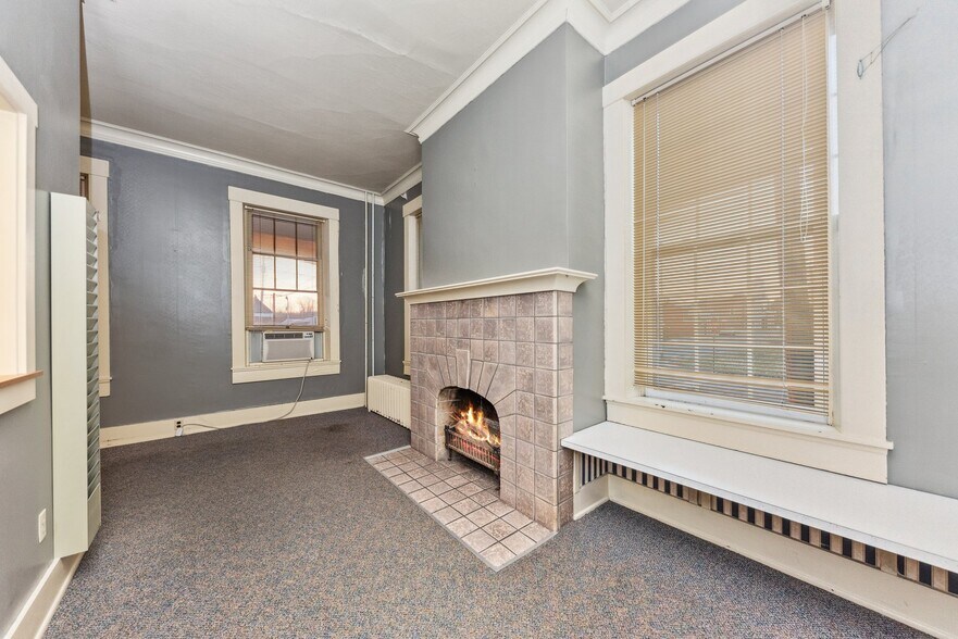 More Photos Of 301 N Main St, Georgetown Healthcare For Sale