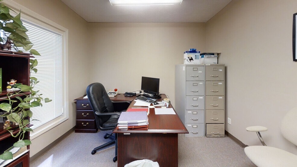 More Photos Of 1001 25th Ave, Phenix City Office For Sale
