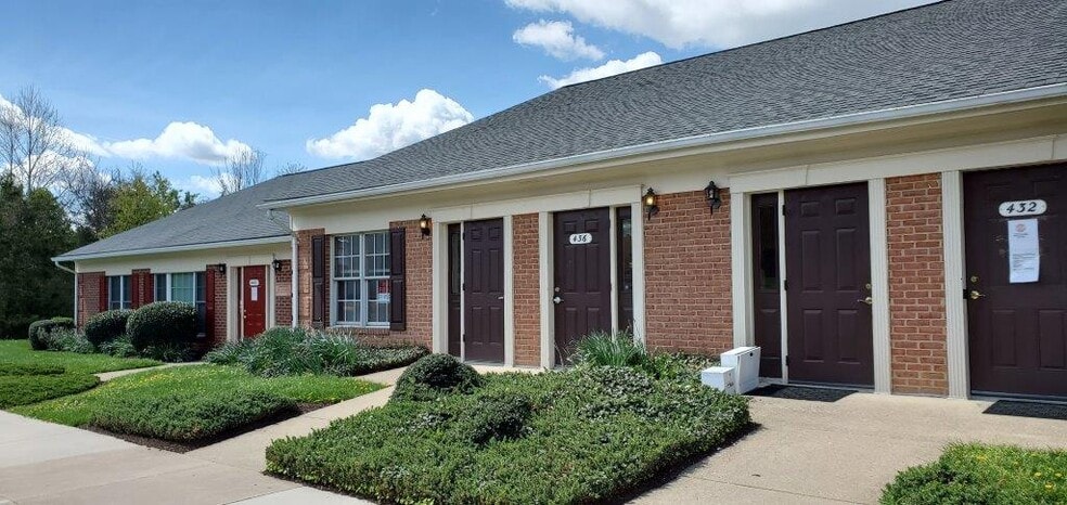More Photos Of 400-440 Hospital Dr, Warrenton Medical For Sale