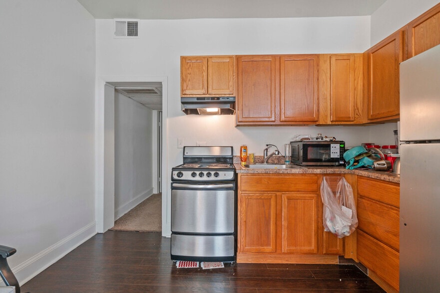 More Photos Of 1816 Saint Paul St, Baltimore Multifamily For Sale