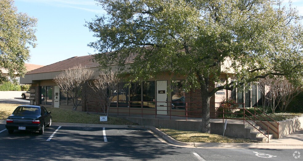 More Photos Of 8850 Business Park Dr, Austin Office For Sale