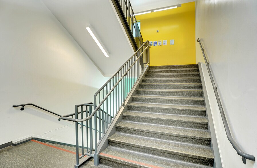 More Photos Of 8001 Santa Fe Ave, Huntington Park Schools For Sale