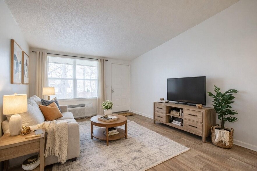 More Photos Of 18933 Quercus Dr, Hudson Apartments For Sale