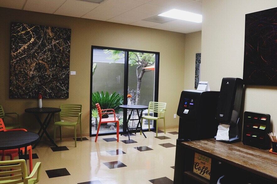 More Photos Of 4455 Murphy Canyon Rd, San Diego Coworking Space