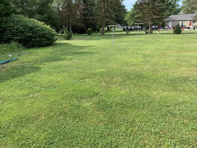 More Photos Of 5405 Village Ct, Adamstown Specialty For Sale