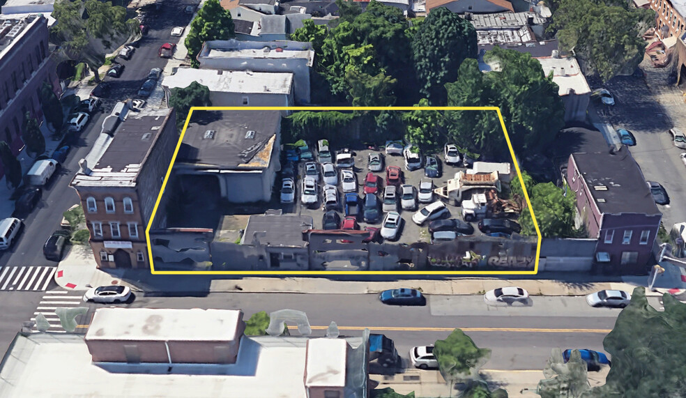 Primary Photo Of 856 Liberty Ave, Brooklyn Service For Lease