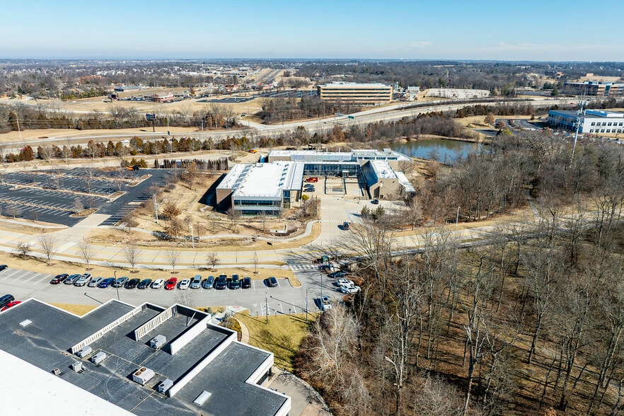 More Photos Of 20 Missouri Research Park Dr, Saint Charles Office For Sale