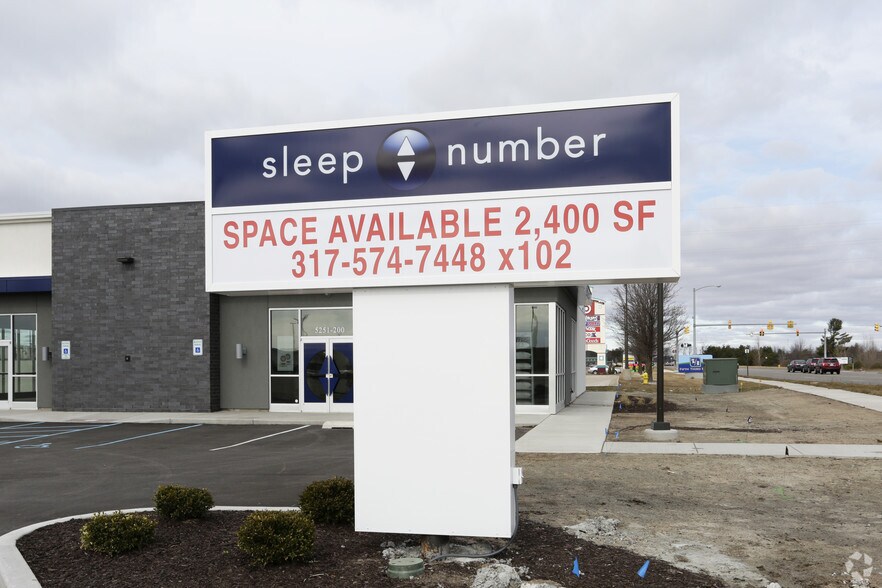 More Photos Of 5251 Harvey St, Norton Shores General Retail For Sale