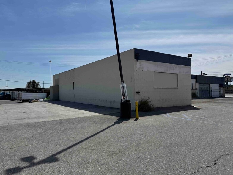 More Photos Of 7895 Telegraph Rd, Montebello Industrial For Sale