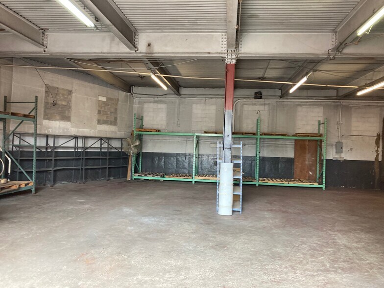 More Photos Of 158-12-158-18 Rockaway Blvd, Jamaica Warehouse For Sale