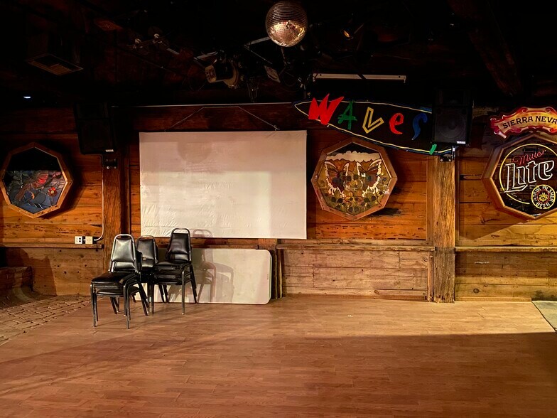 More Photos Of 621 S Brawley Ave, Brawley Restaurant For Sale